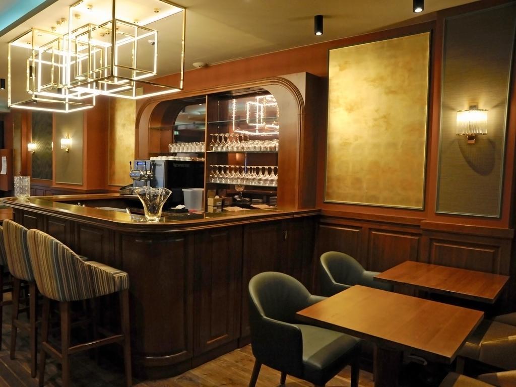 Mom'Art Hotel Париж Екстер'єр фото