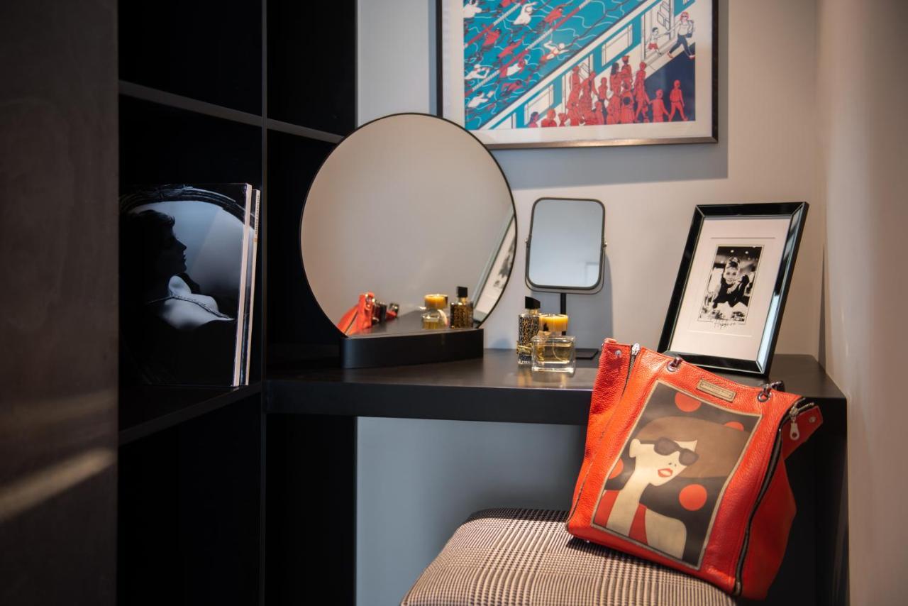 Mom'Art Hotel Париж Екстер'єр фото