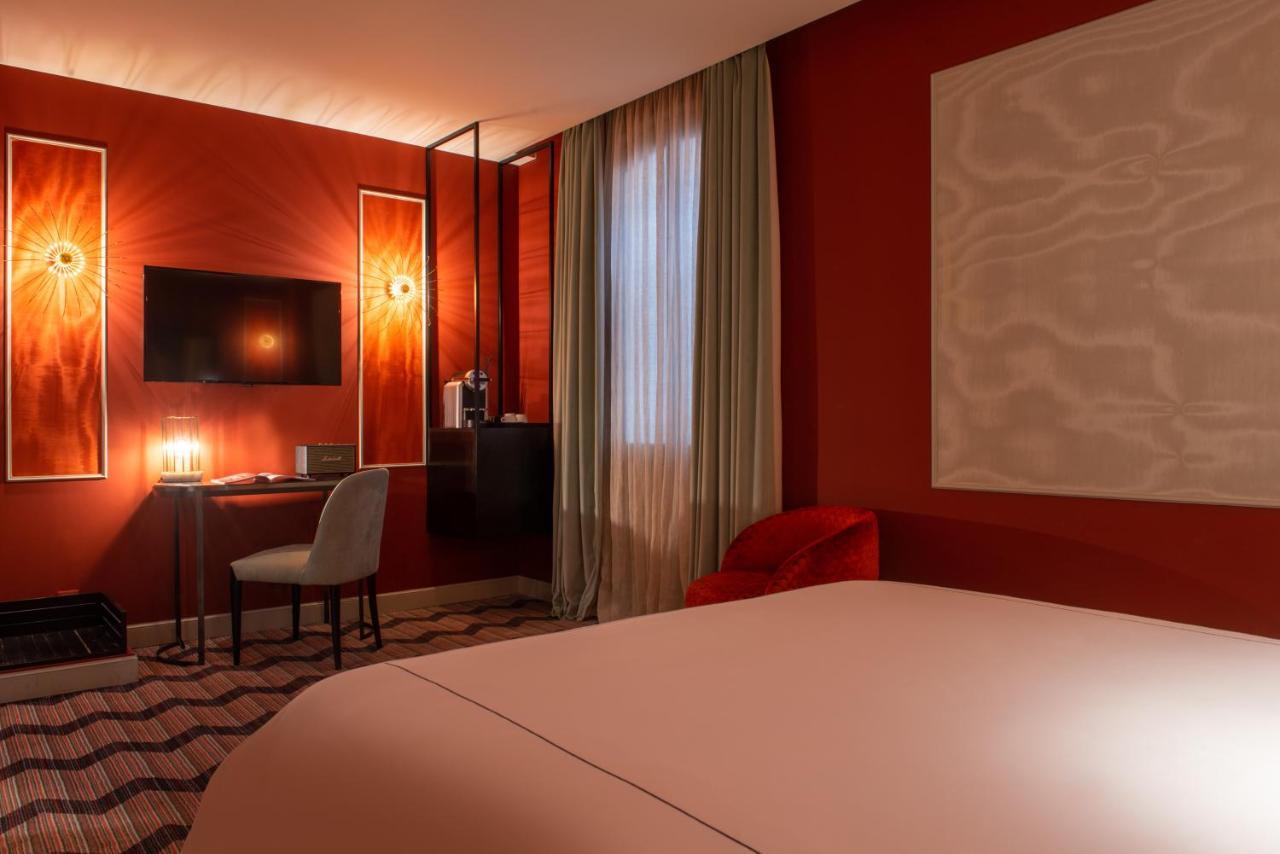 Mom'Art Hotel Париж Екстер'єр фото