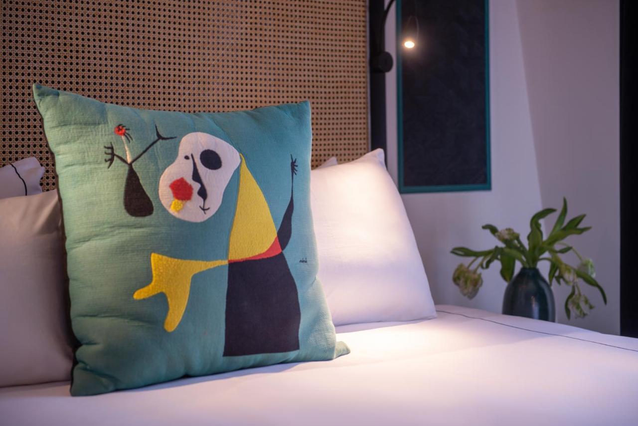 Mom'Art Hotel Париж Екстер'єр фото