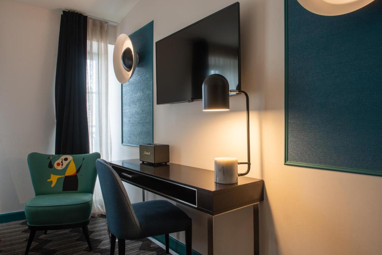 Mom'Art Hotel Париж Екстер'єр фото