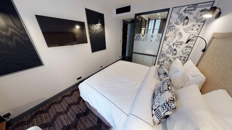 Mom'Art Hotel Париж Екстер'єр фото