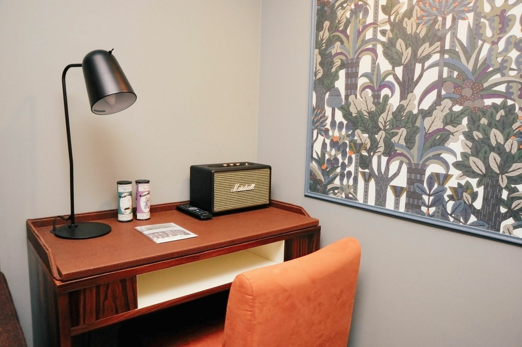 Mom'Art Hotel Париж Екстер'єр фото