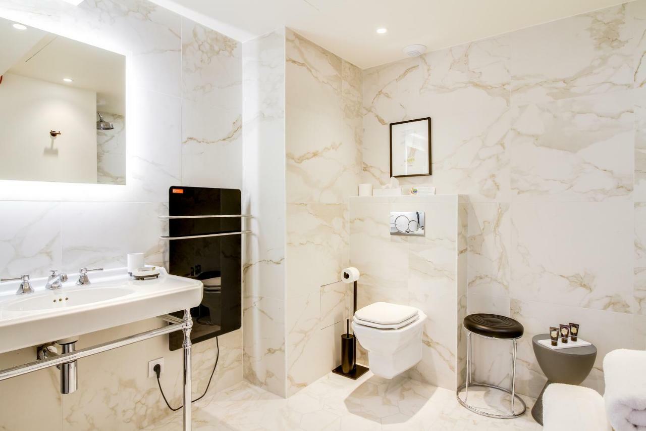 Mom'Art Hotel Париж Екстер'єр фото