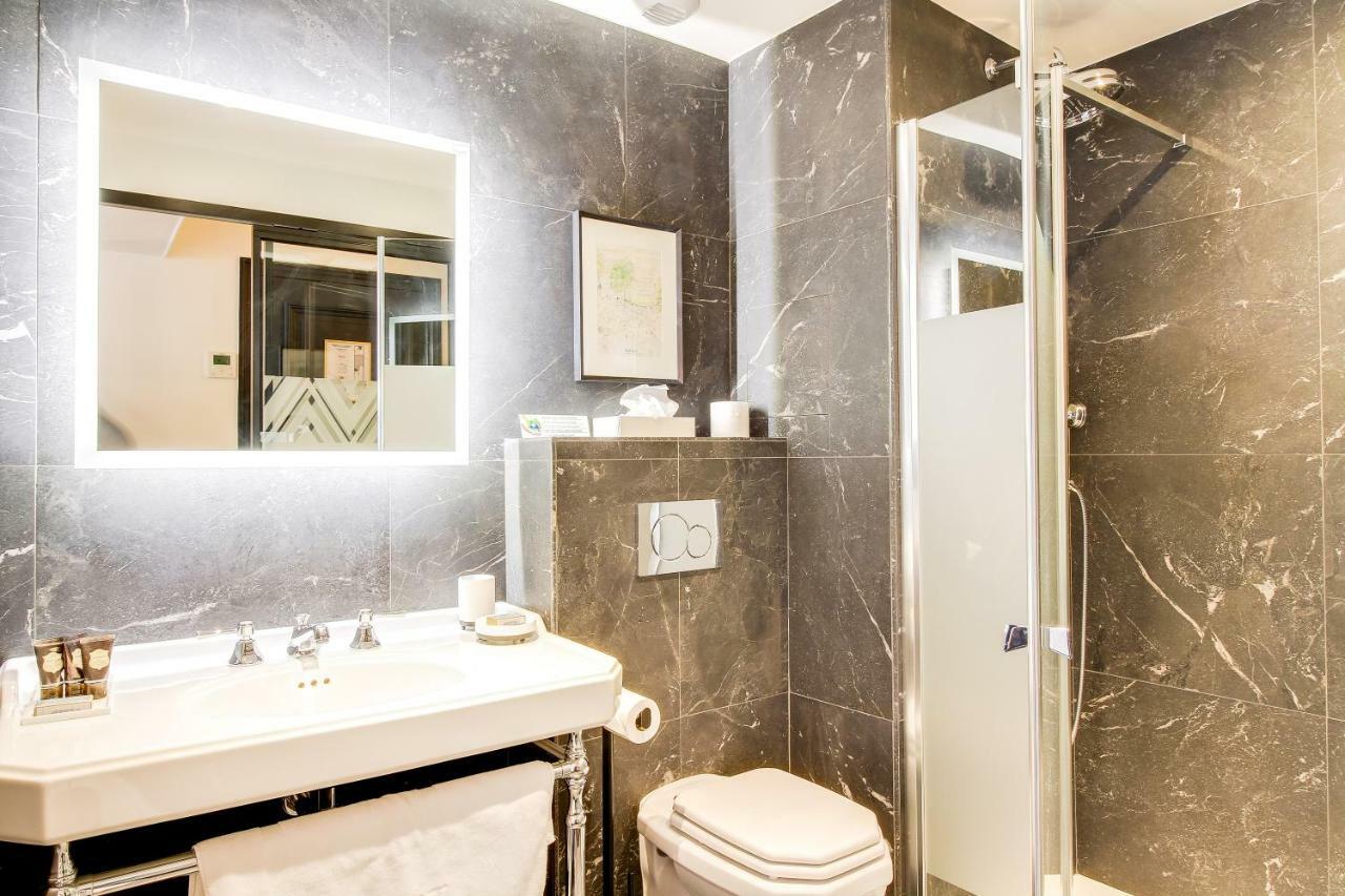 Mom'Art Hotel Париж Екстер'єр фото